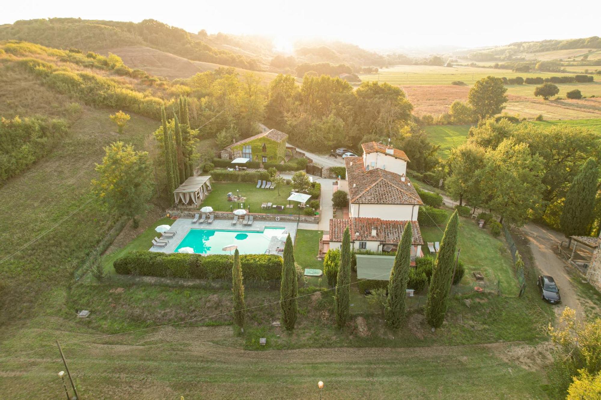 Borgo Santa Maria In Valle 라테리나 외부 사진