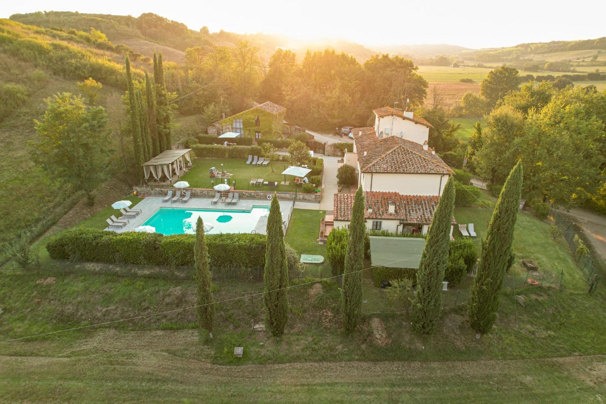 Borgo Santa Maria In Valle 라테리나 외부 사진