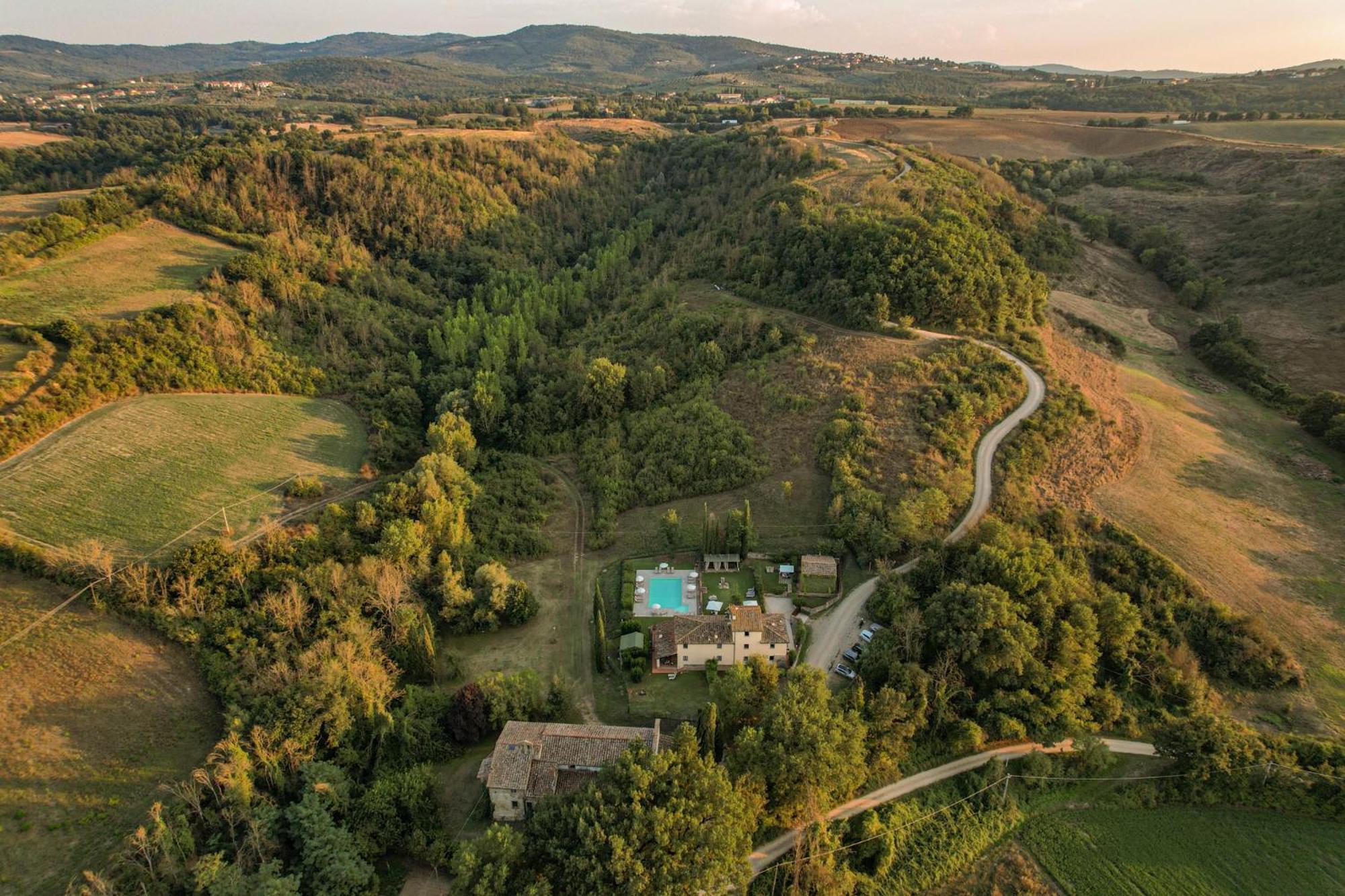Borgo Santa Maria In Valle 라테리나 외부 사진