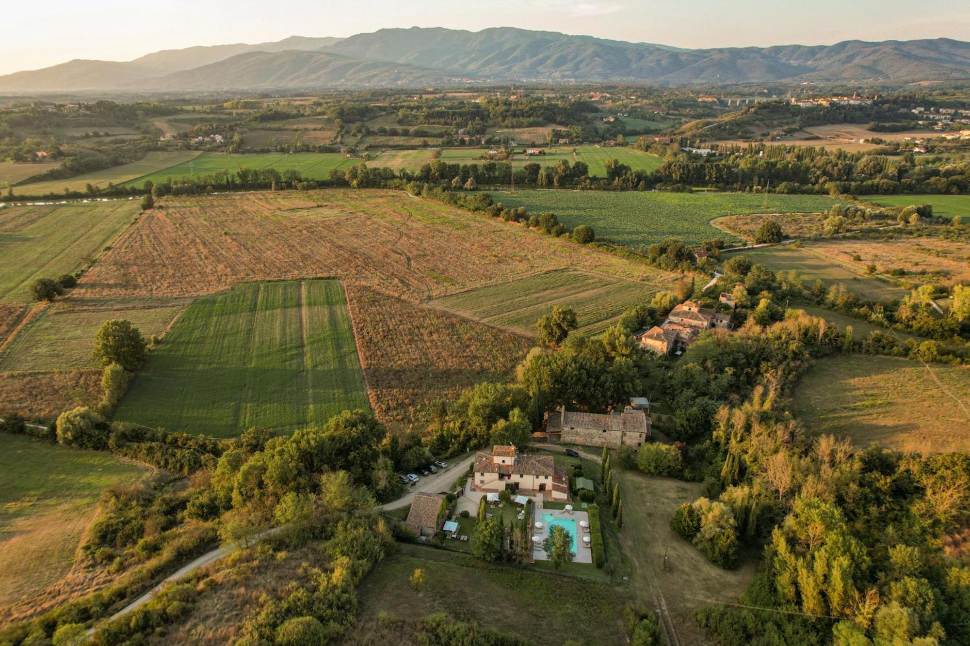 Borgo Santa Maria In Valle 라테리나 외부 사진